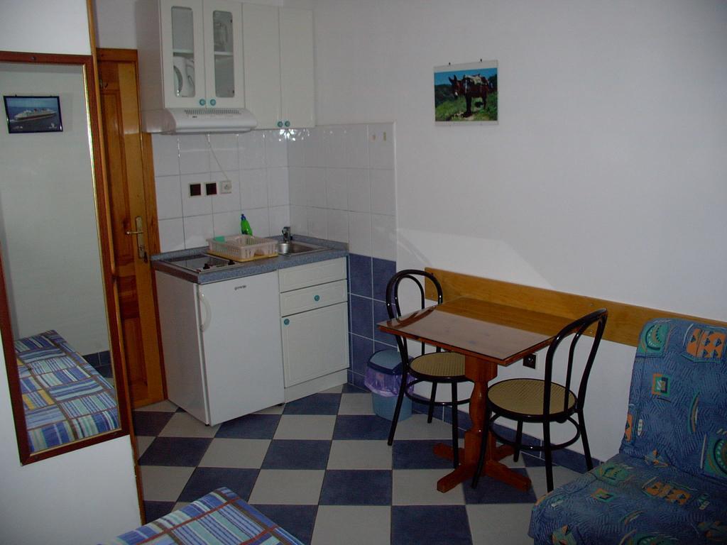 Pansion Ivan Sućuraj Chambre photo